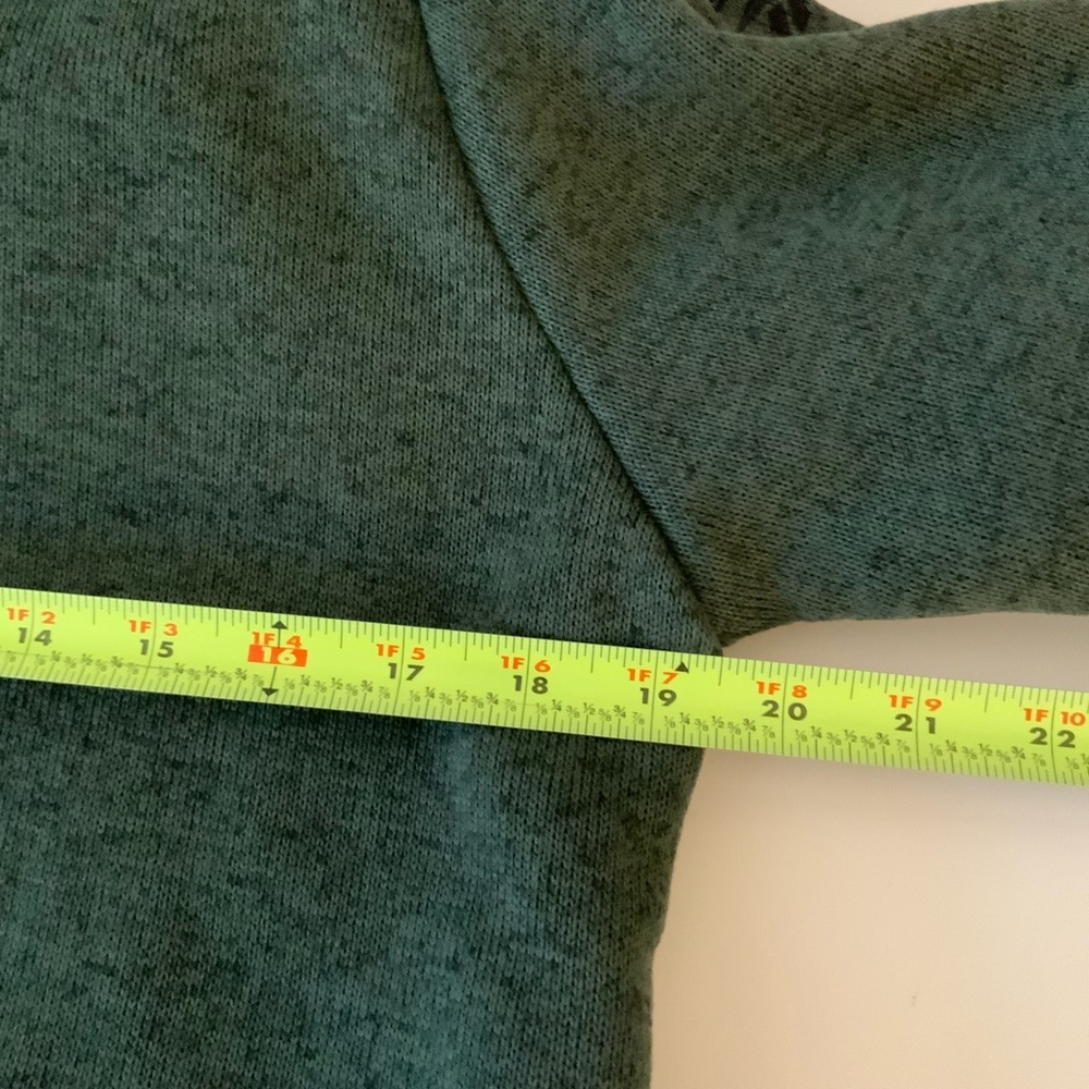 Reebok Green Zip-Up Hoodie NWT - Picture 9 of 9